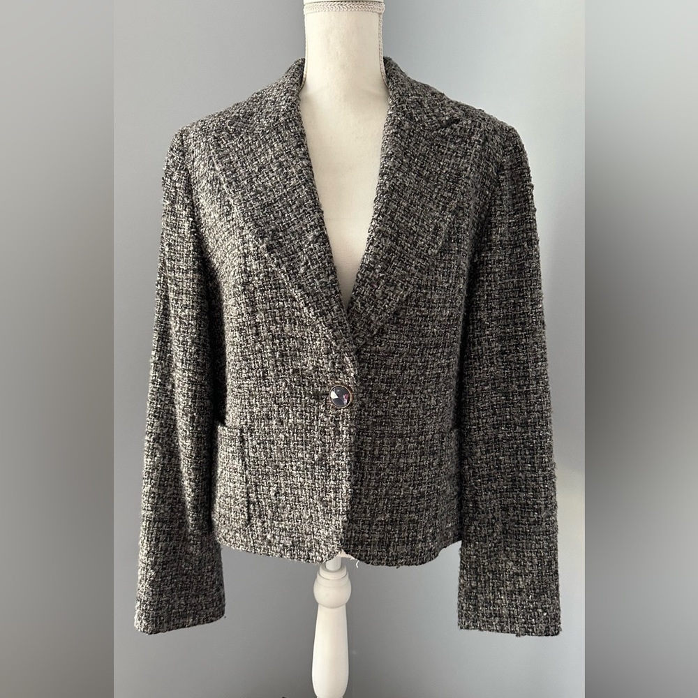 KATE HILL WOMENS SIZE 16 - AMETHYST COLORED JEWEL BUTTON BLACK/GREY TWEED JACKET